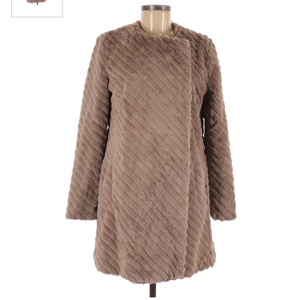 BB Dakota soft furry coat medium